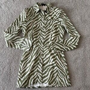 White Fox Shirt Dress Womens M Green‎ Zebra Inspire Me Button Front Chic Animal